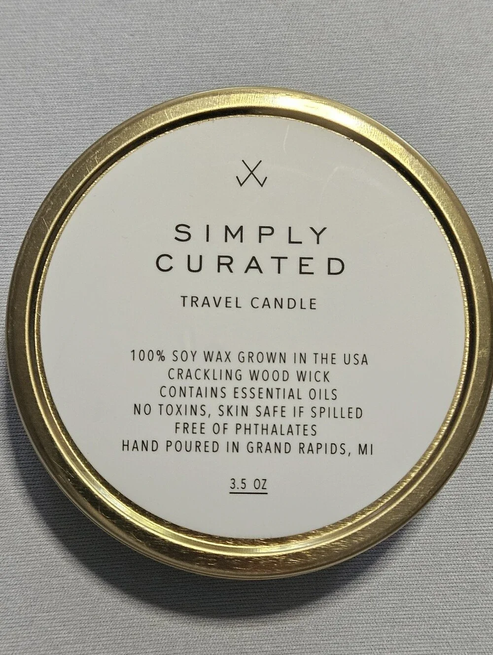 Simply Curated 3.5 Oz Travel Candle Oakmoss and Leather Scent - New